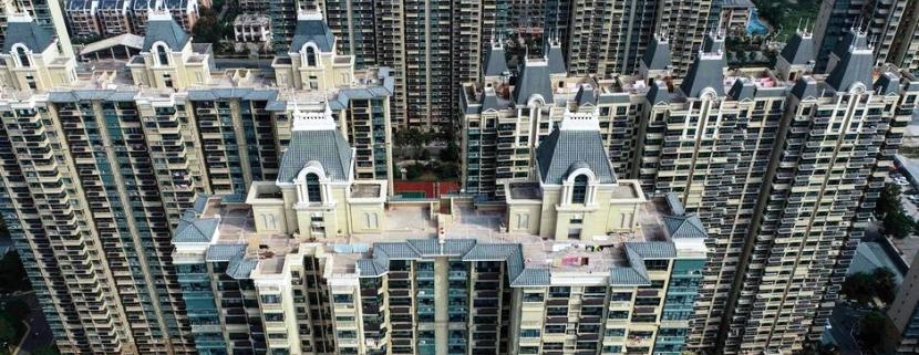 Evergrande crolla e le piazze finanziarie mondiali temono una Lehman Brothers