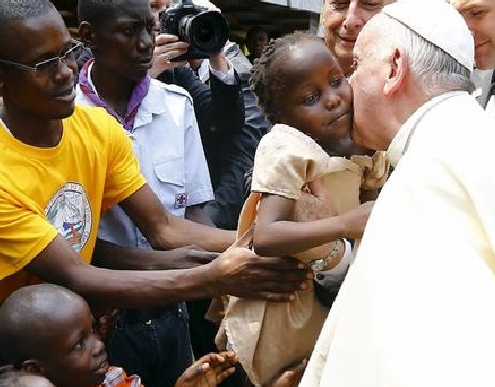 Papa Francesco tutti vanno accolti nessuno deve essere escluso