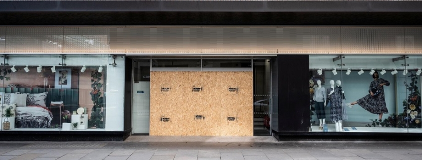 Confcommercio stanno scomparendo troppi negozi