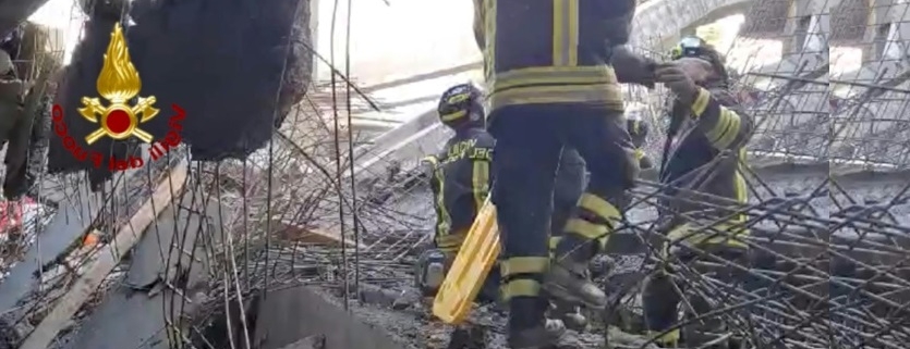 tragedia di Firenze crollo in un cantiere