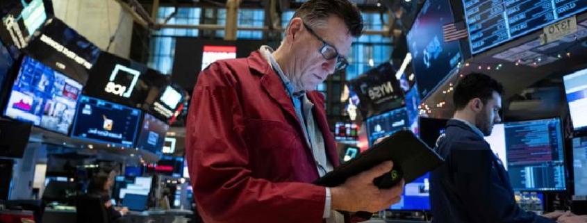 Wall Street è in attesa dei possibili impatti sui mercati finanziari in seguito all'attacco dell'Iran a Israele.