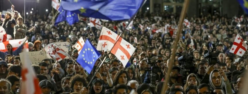 L'approvazione della legge sugli "agenti stranieri"ha scatenato una nuova ondata di proteste in Georgia