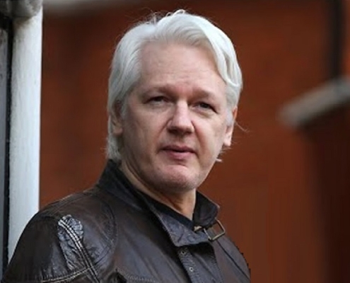 Julian Assange patteggia con gli Stati Uniti e torna in Australia