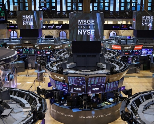 Il mercato azionario statunitense ha vissuto una giornata di fervore