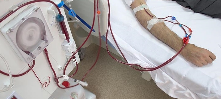 In Sicilia, la siccità sta causando gravi problemi, mettendo a rischio anche i servizi sanitari essenziali come la dialisi.