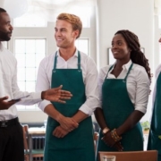 Stagionali introvabili: serve un ripensamento del lavoro in Italia