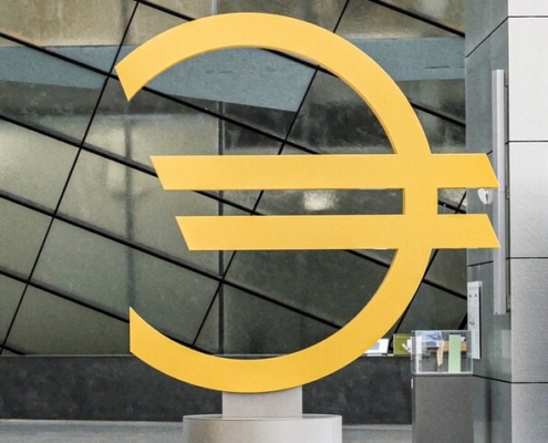 BCE mantiene tassi invariati: effetti su economia europea