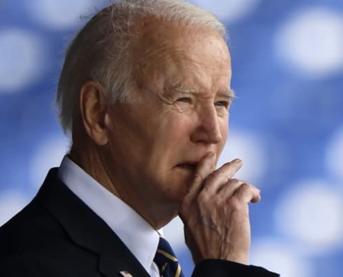 Biden si ritira, cosa succede adesso per i Democratici?