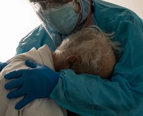 Covid, nuova ondata Lazio : medici preoccupati per anziani e fragili