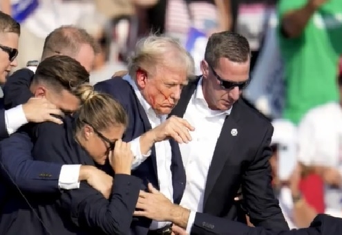 Donald Trump Ferito Durante Comizio a Butler, Pennsylvania