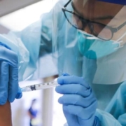 Covid-19, OMS Europa: aumento casi e morti preoccupante