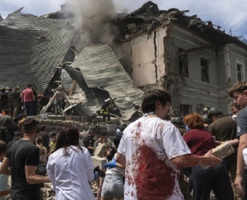 Missile russo colpisce ospedale pediatrico: morti e feriti