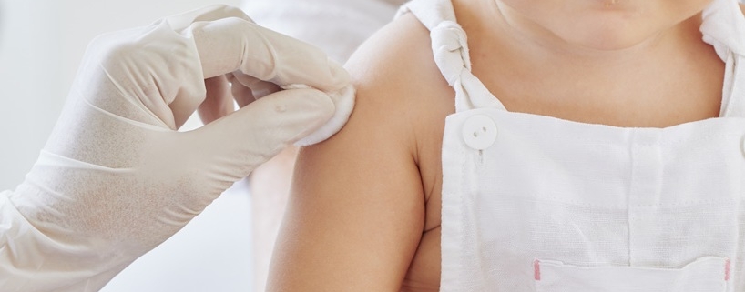 Medici in allarme: abolizione obbligo vaccinale mette a rischio salute