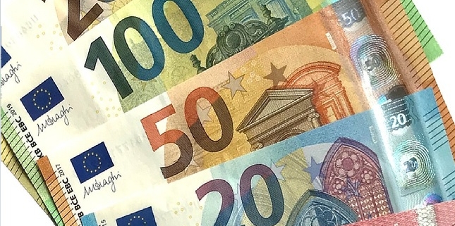 Italia sfiora i 3.000 miliardi di debito pubblico: allarme