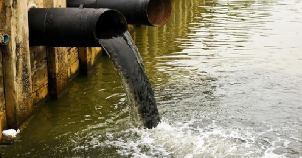 PFAS: I Pericoli Nascosti e le Inadeguate Risposte dell'Italia