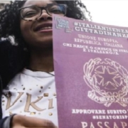Italia ai vertici europei per concessione di cittadinanza agli immigrati