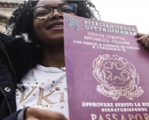 Italia ai vertici europei per concessione di cittadinanza agli immigrati