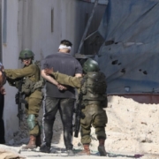 Raid israeliani causano morti in Cisgiordania durante guerra a Gaza