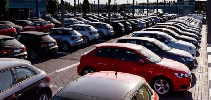 Crisi settore auto in Europa: immatricolazioni e vendite crollano