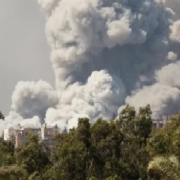 Attacchi israeliani nel Libano meridionale: centinaia di morti civili