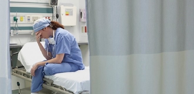 Italia perde 23mila infermieri, fuga dagli ospedali pubblici