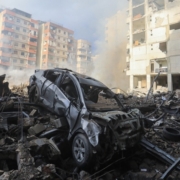 Israele lancia raid aereo e terrestre contro Hezbollah Libano