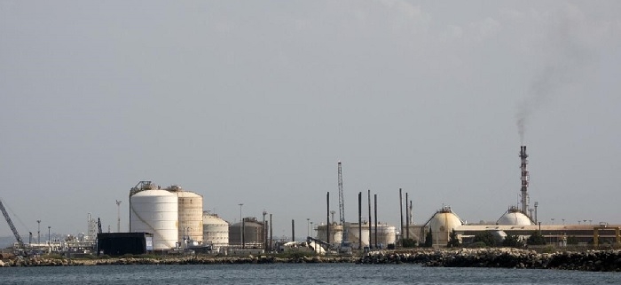 Italia aumenta importazioni petrolio russo nel 2024