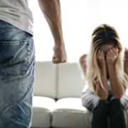 Violenza sulle donne: fenomeno strutturale da contrastare