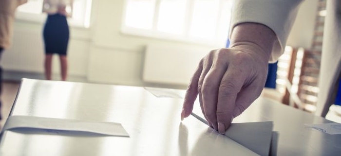 Declino occidentale: democrazia, economia e valori tradizionali