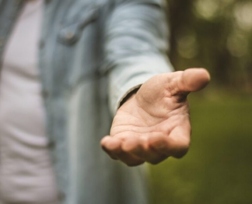 Essere umani prima di cristiani: valori universali senza confini