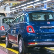 Crollo vendite Stellantis e mercato auto europeo