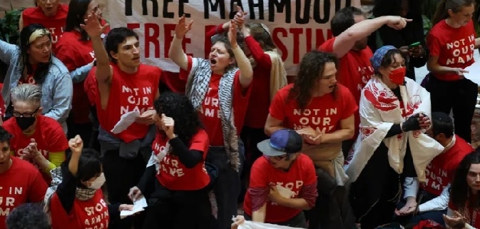 USA: arrestati 98 pro-Palestina dentro Trump-Tower