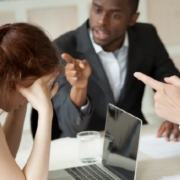 Umiliazione. Quando la vergogna diventa un business globale
