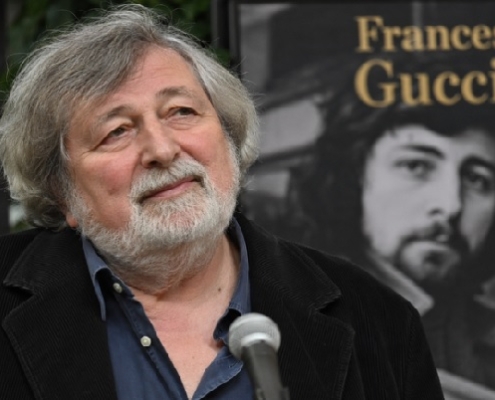 Francesco Guccini, l'ultimo poeta della canzone italiana: l'eredità di una voce che continuerà a parlare ai giovani