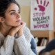 Dove nasce la violenza che porta al femminicidio. Il femminicidio è l'ultima pagina di una storia che spesso comincia molto prima.