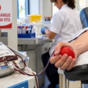 Emergenza sangue: perché in Italia manca lo 0 positivo. La solidarietà non può essere conservata in frigorifero. Deve essere rinnovata continuamente.