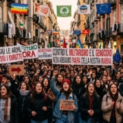 La rabbia giovanile per riprendersi un futuro rubato. Il messaggio di Napoli: la rabbia come motore di cambiamento
