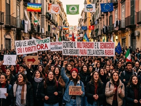 La rabbia giovanile per riprendersi un futuro rubato. Il messaggio di Napoli: la rabbia come motore di cambiamento
